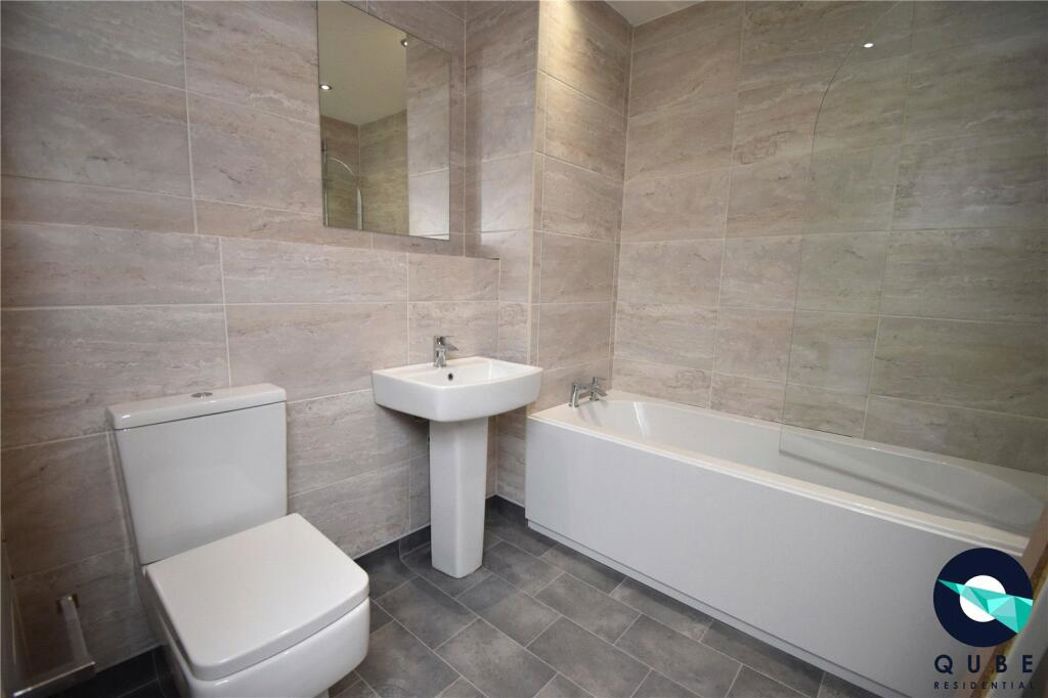 Property image 8 of 9