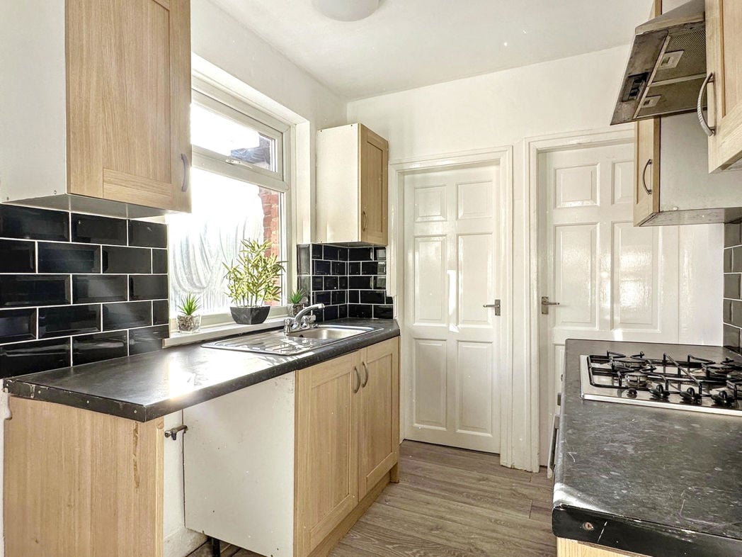 Property image 3 of 16