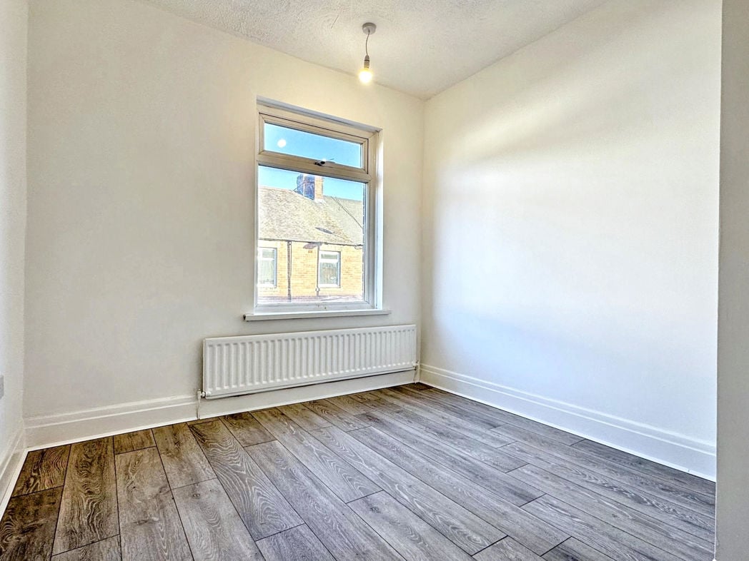 Property image 6 of 16