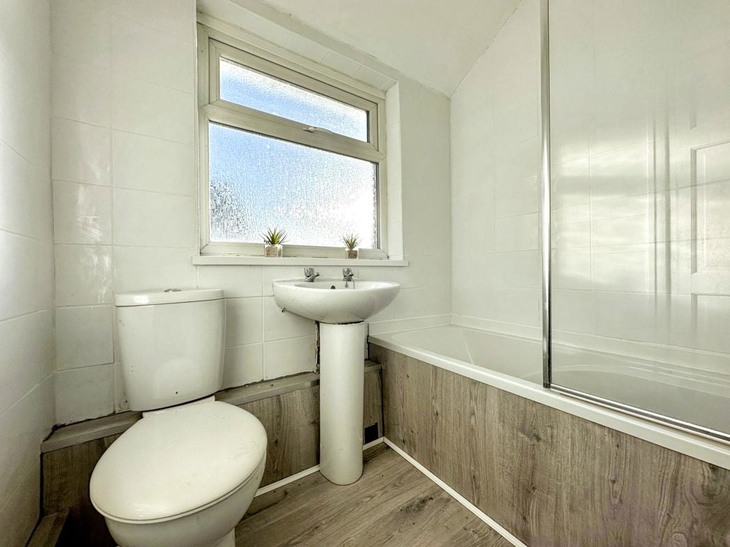 Property image 13 of 16