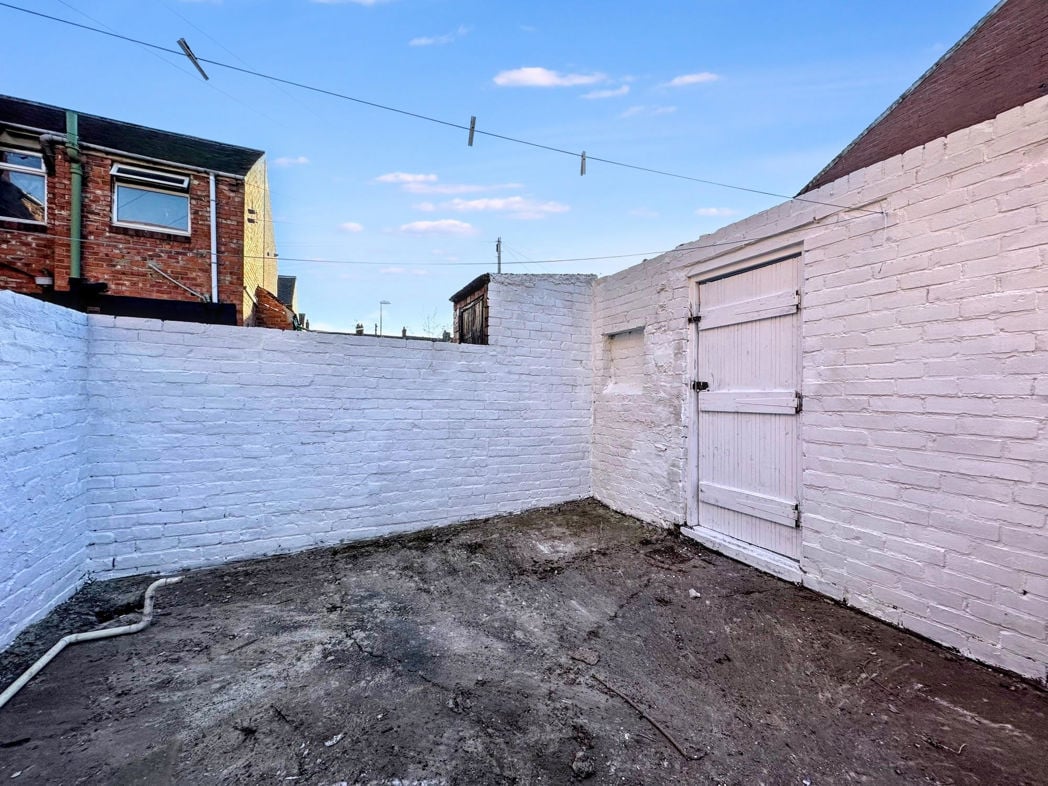 Property image 15 of 16