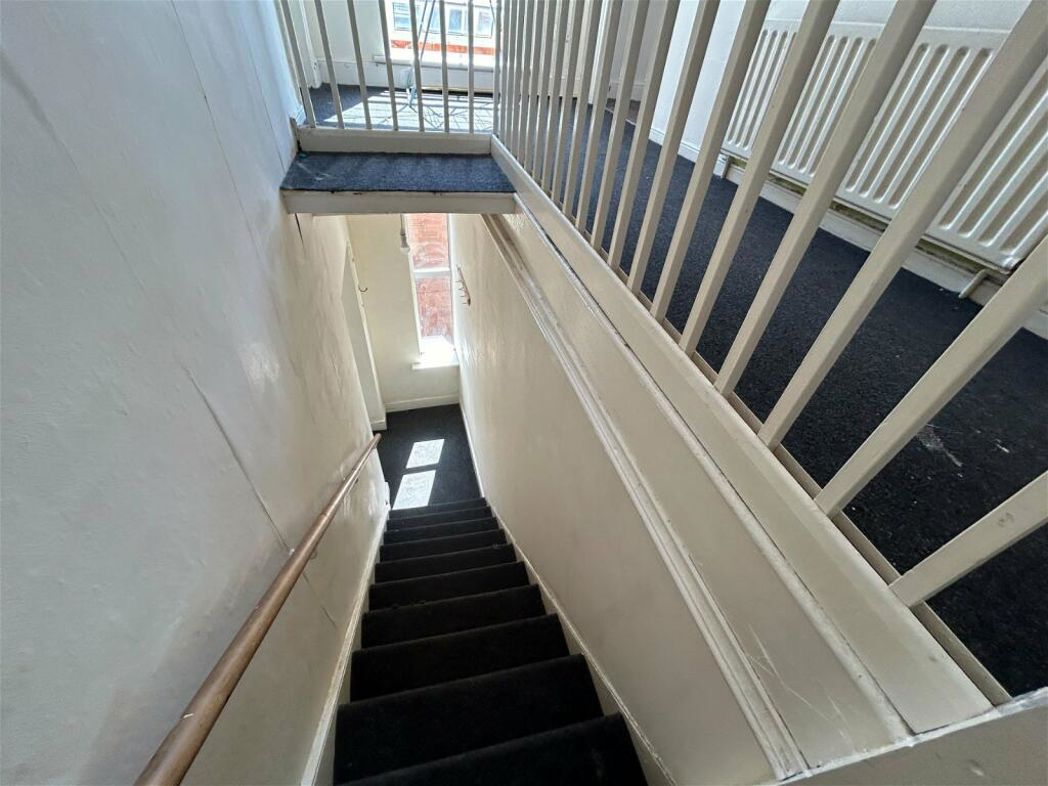 Property image 7 of 8
