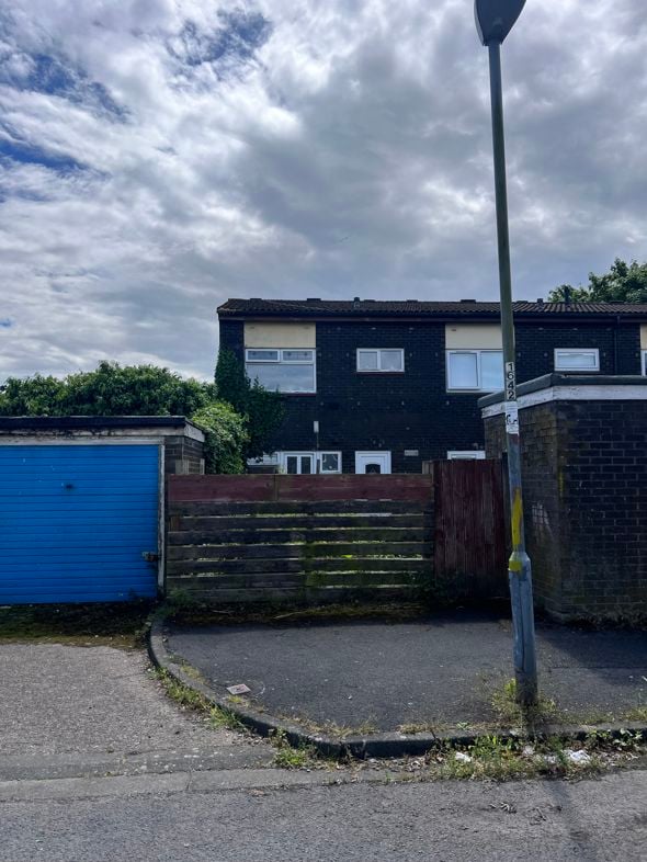 Property image 1 of 2