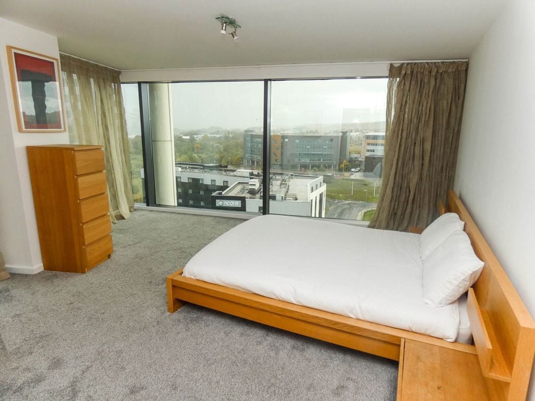 Property image 7 of 15