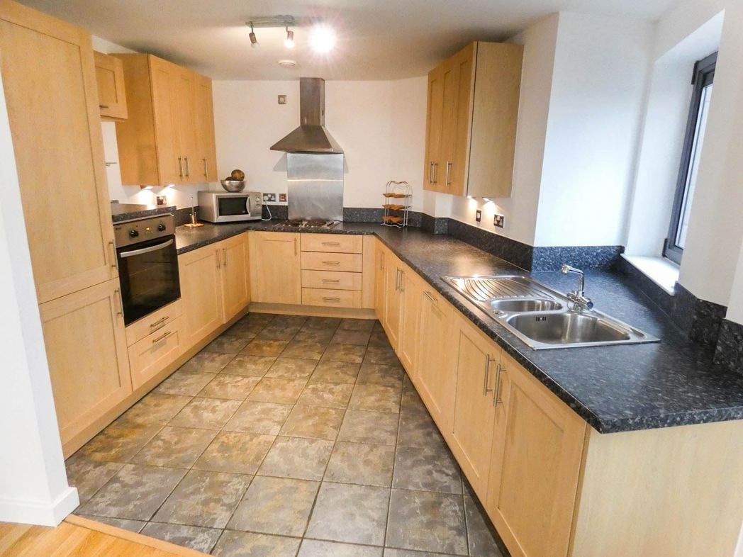 Property image 5 of 15