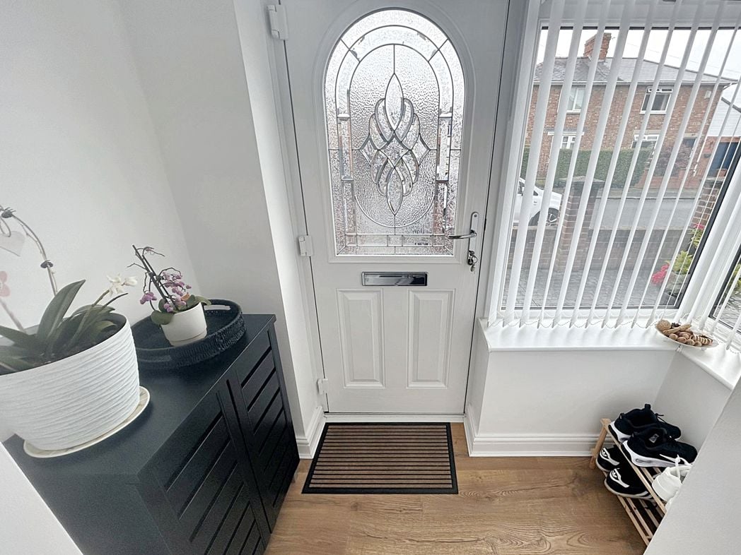 Property image 10 of 25