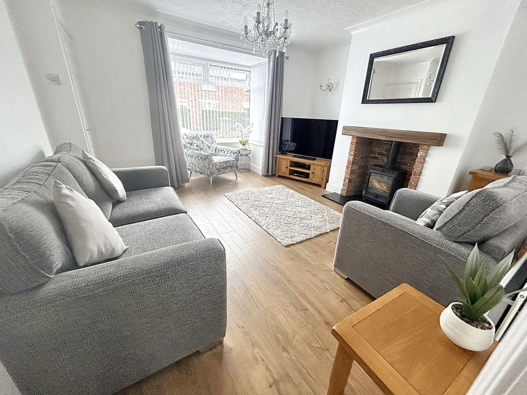 Property image 2 of 25
