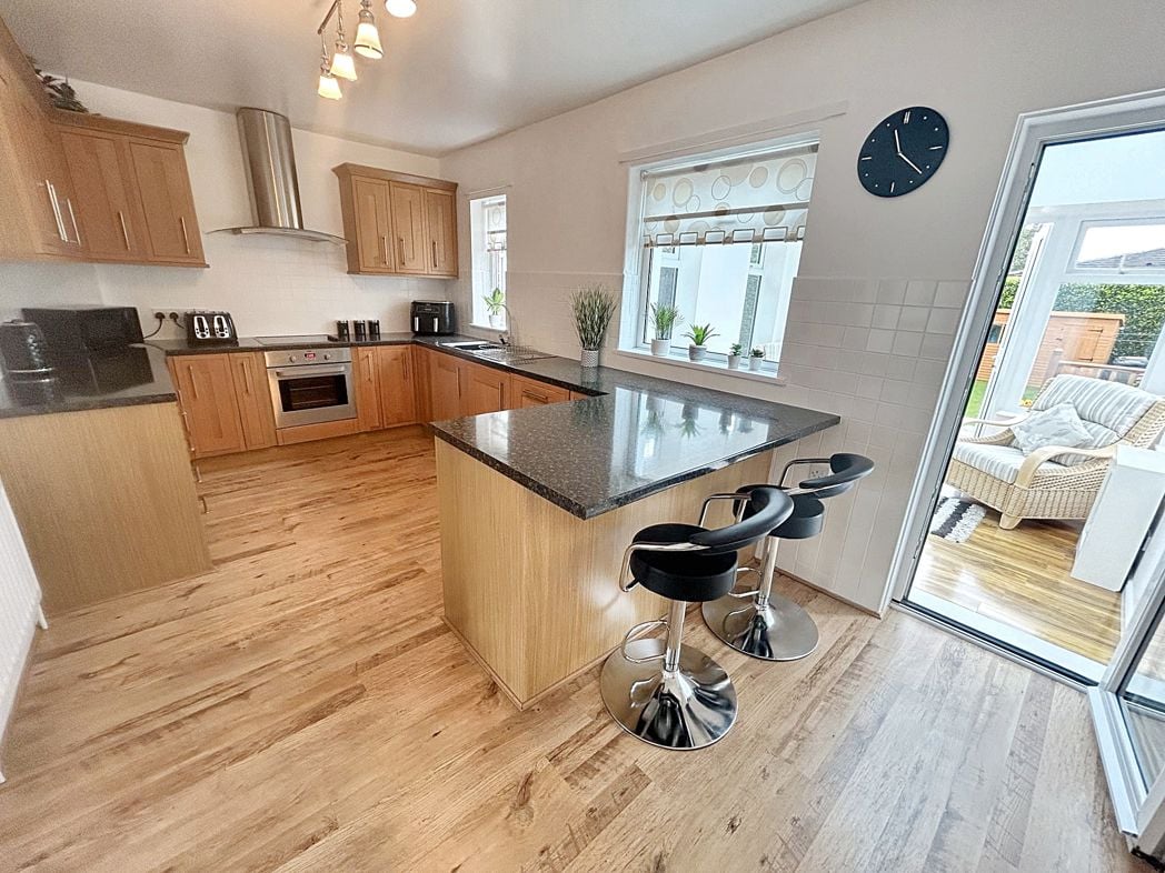 Property image 5 of 25