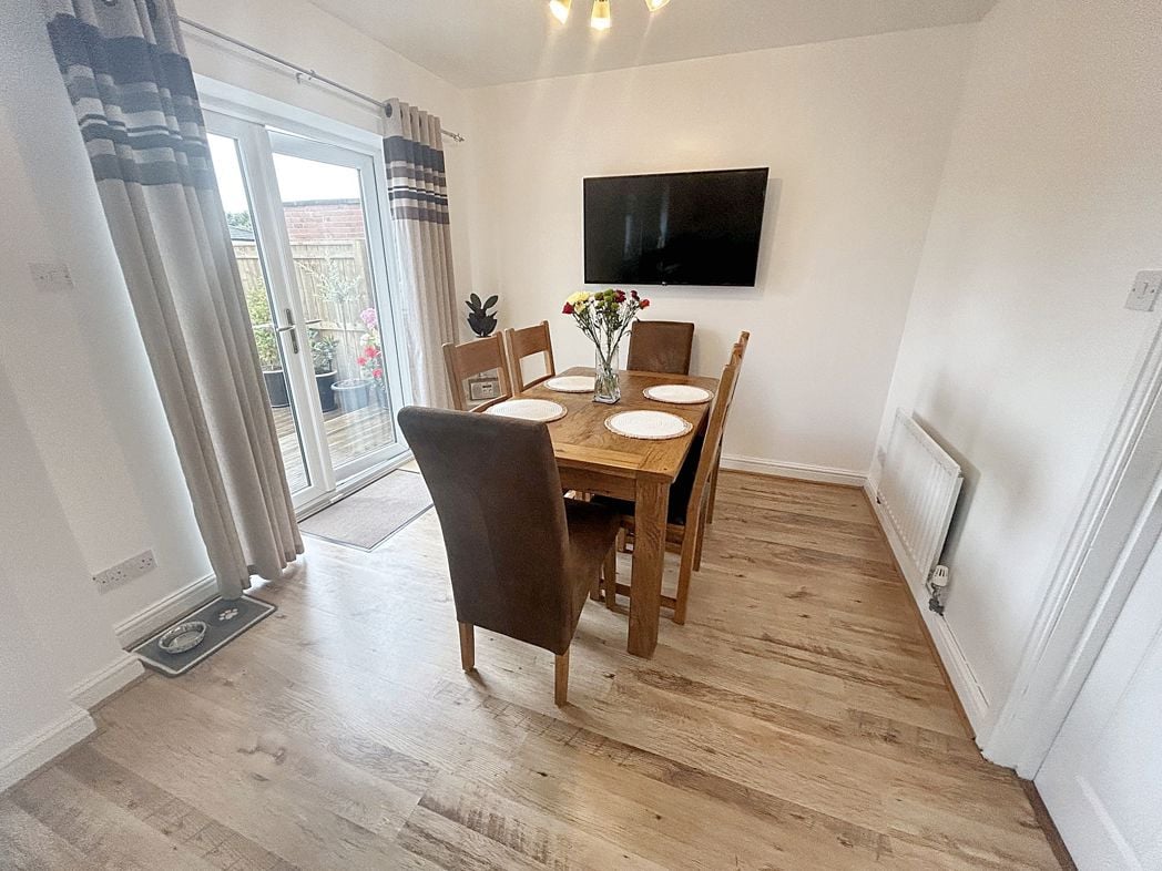 Property image 7 of 25