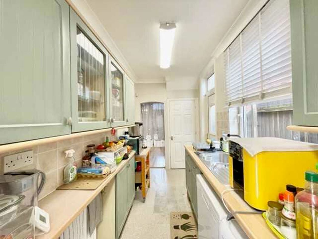 Property image 14 of 25