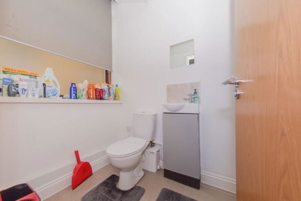 Property image 5 of 5