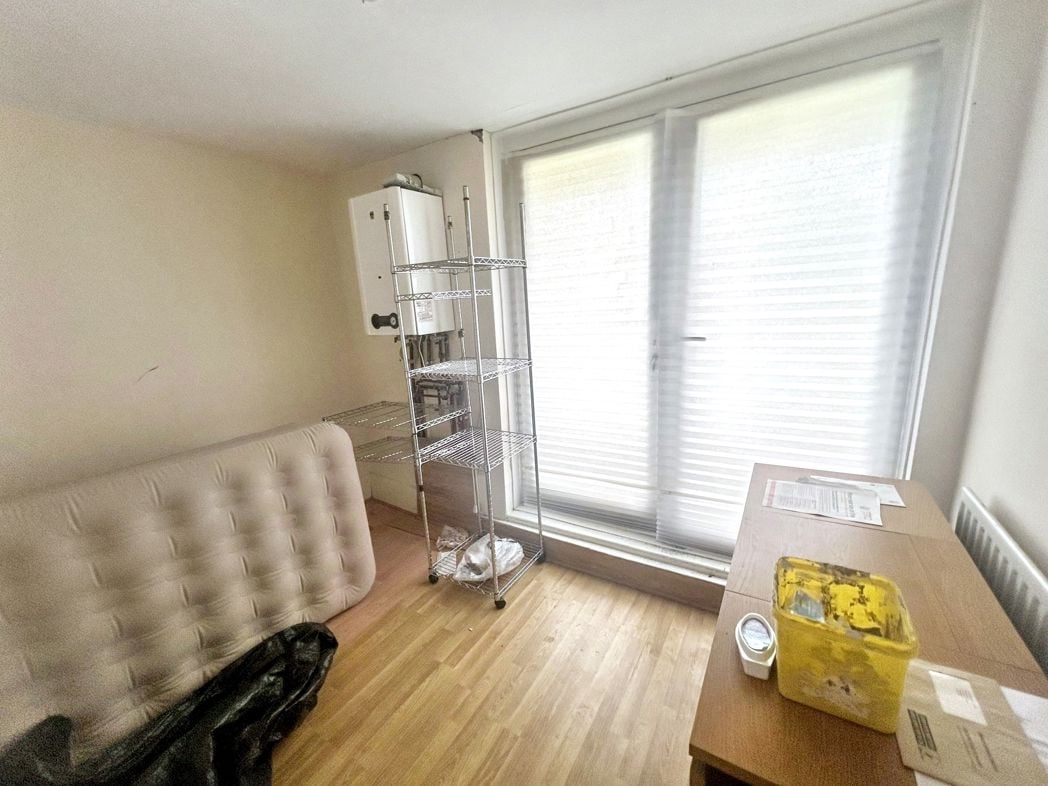 Property image 6 of 7
