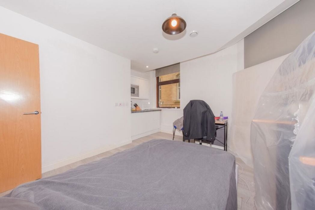 Property image 3 of 6