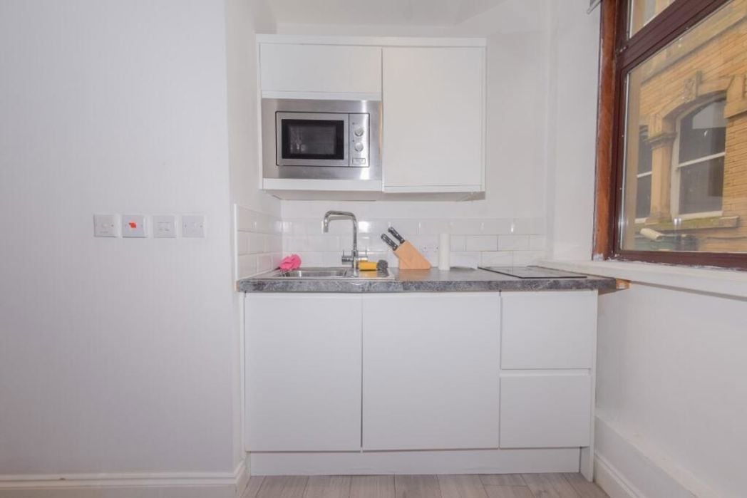 Property image 4 of 6