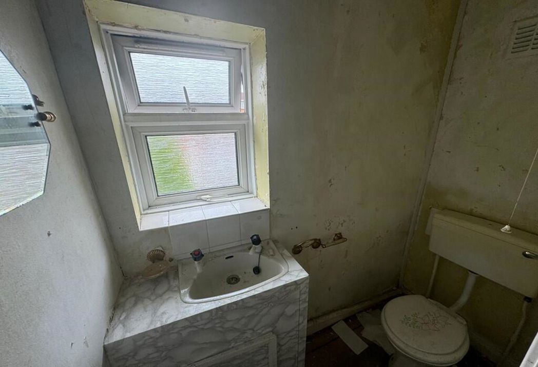 Property image 6 of 13