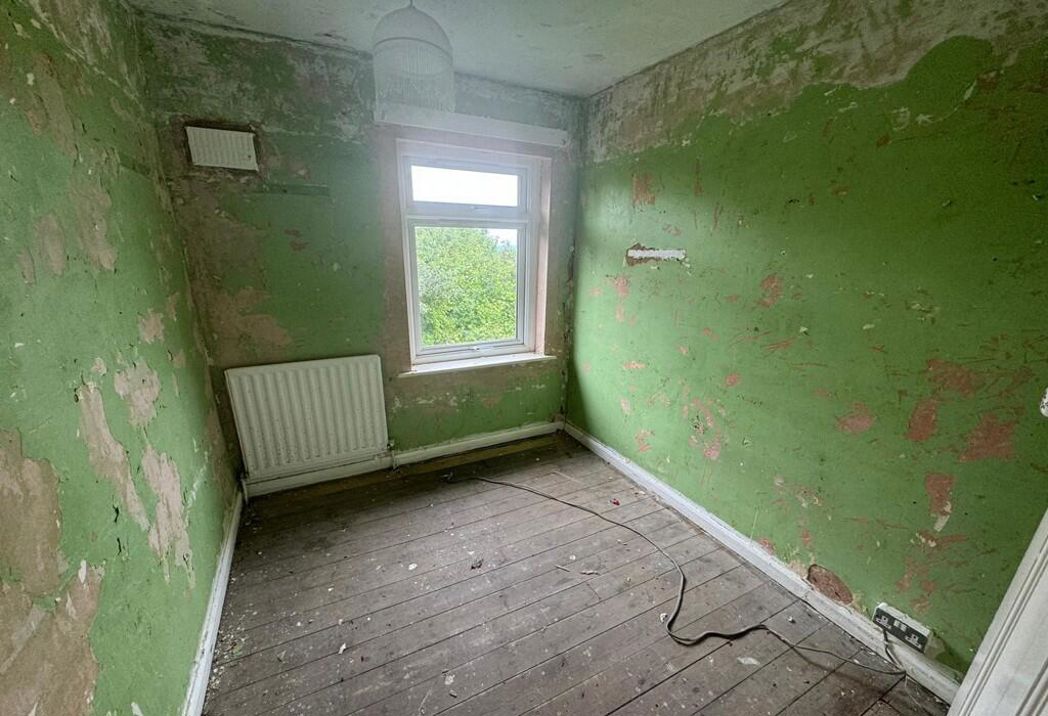Property image 11 of 13