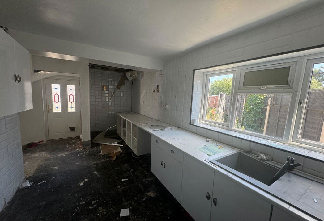 Property image 2 of 13