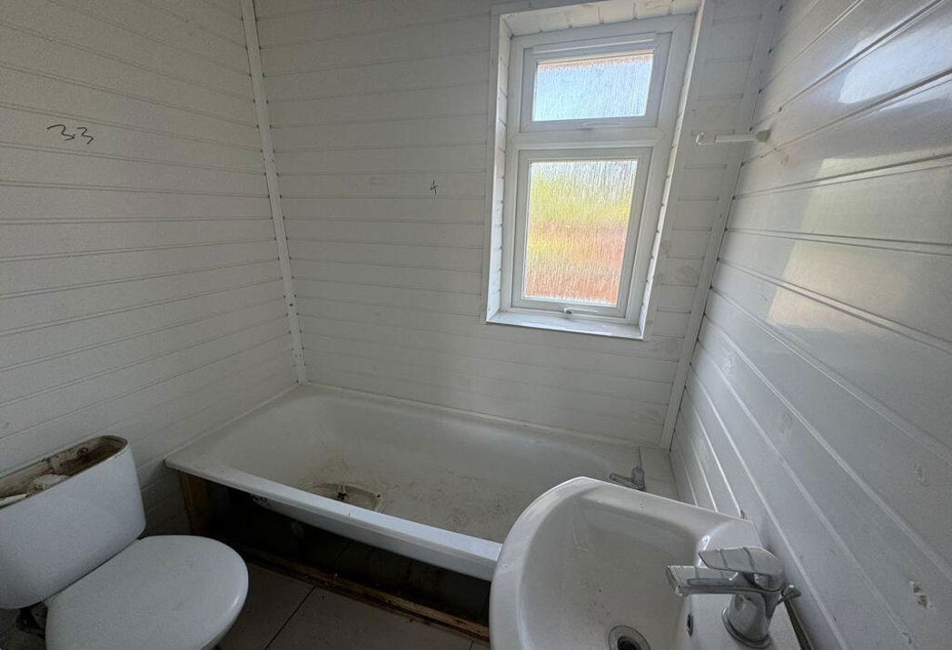 Property image 10 of 13
