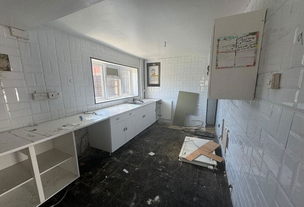 Property image 4 of 13
