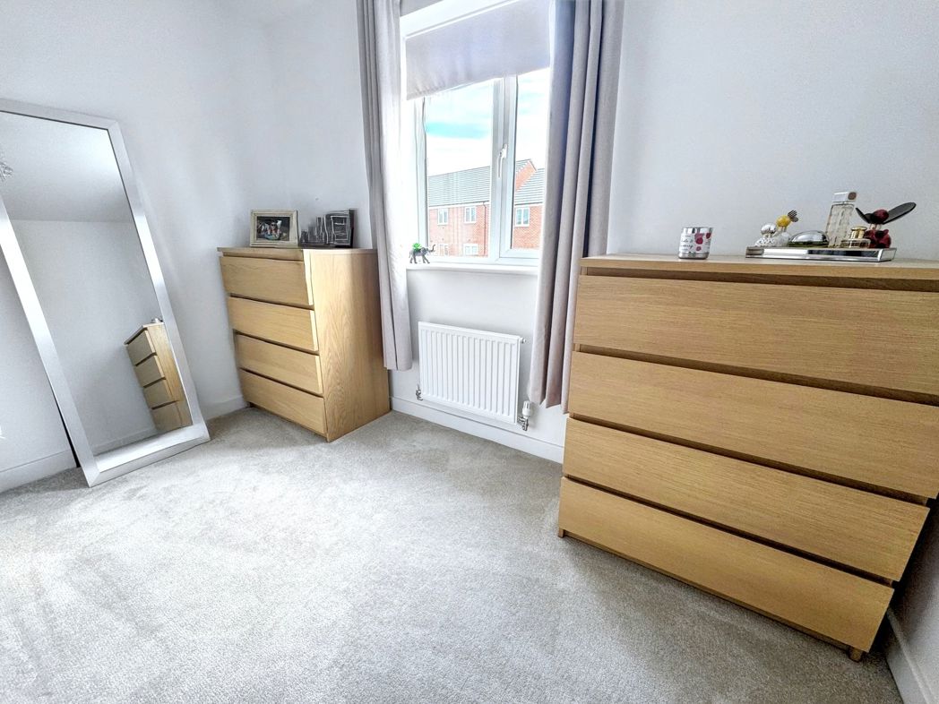 Property image 21 of 27