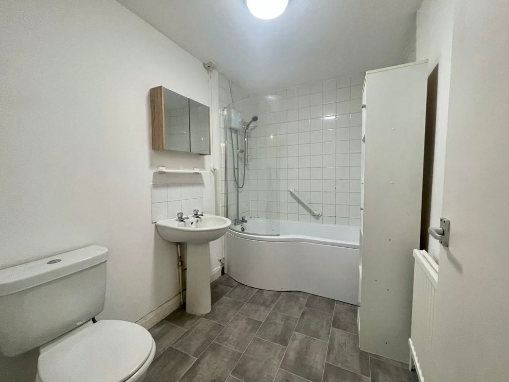 Property image 15 of 16