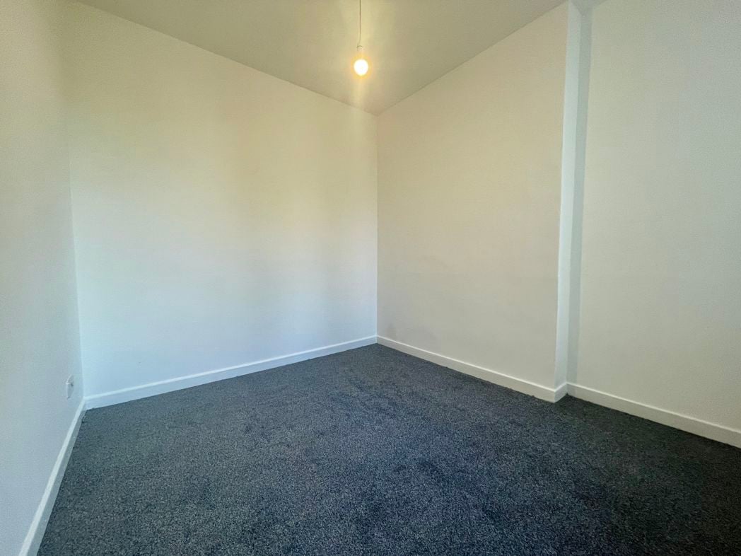 Property image 6 of 16