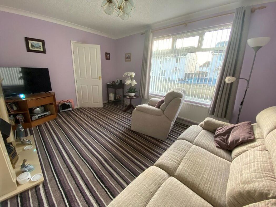 Property image 6 of 24