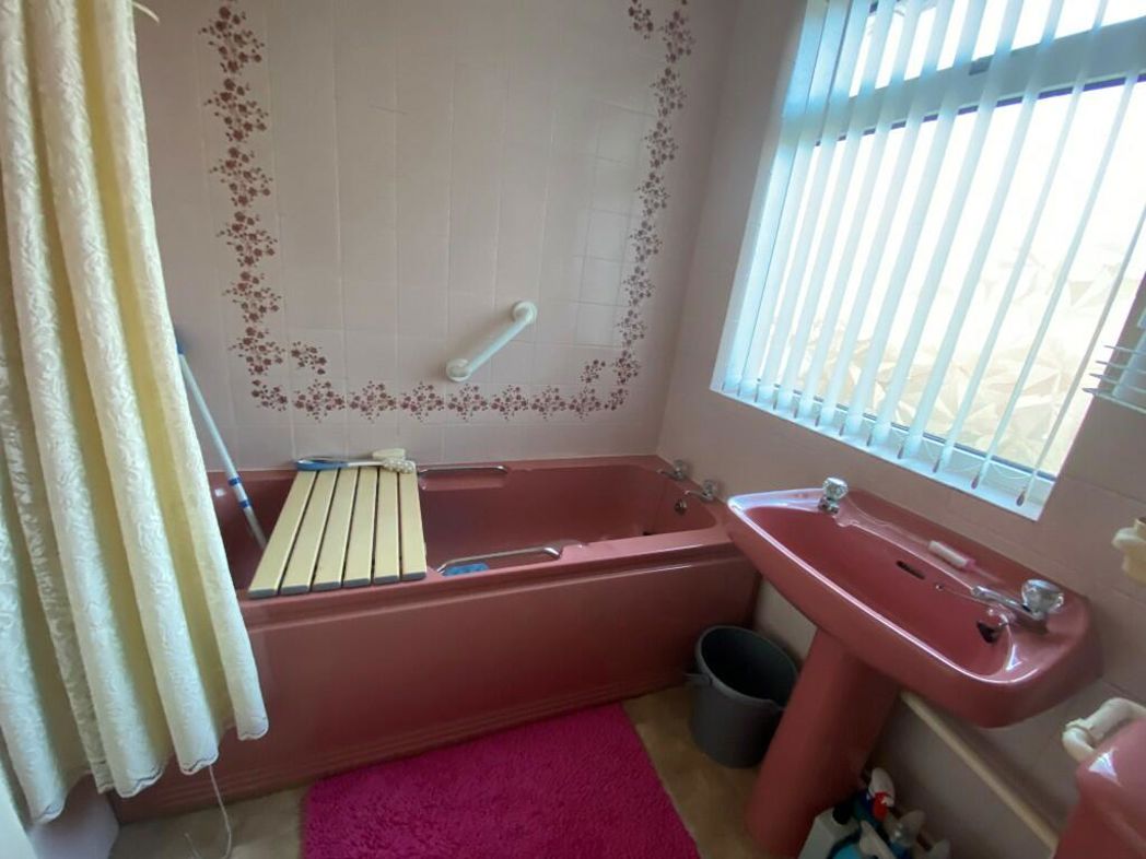 Property image 18 of 24