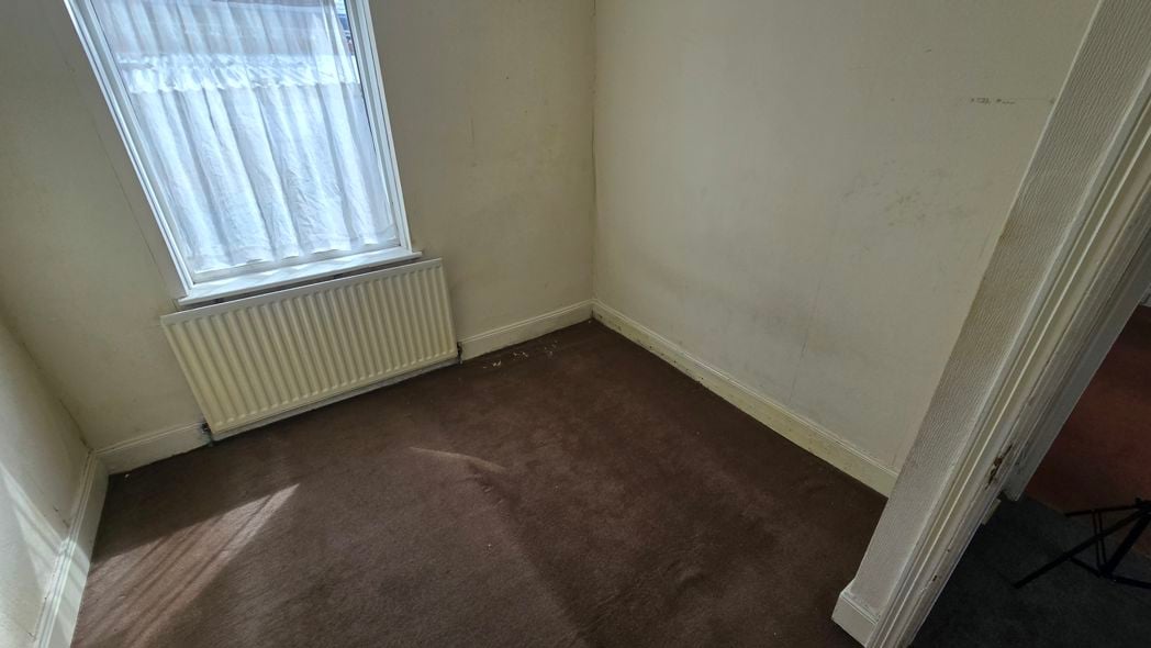 Property image 8 of 14