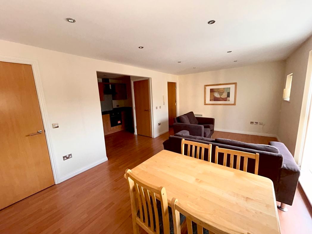 Property image 3 of 10