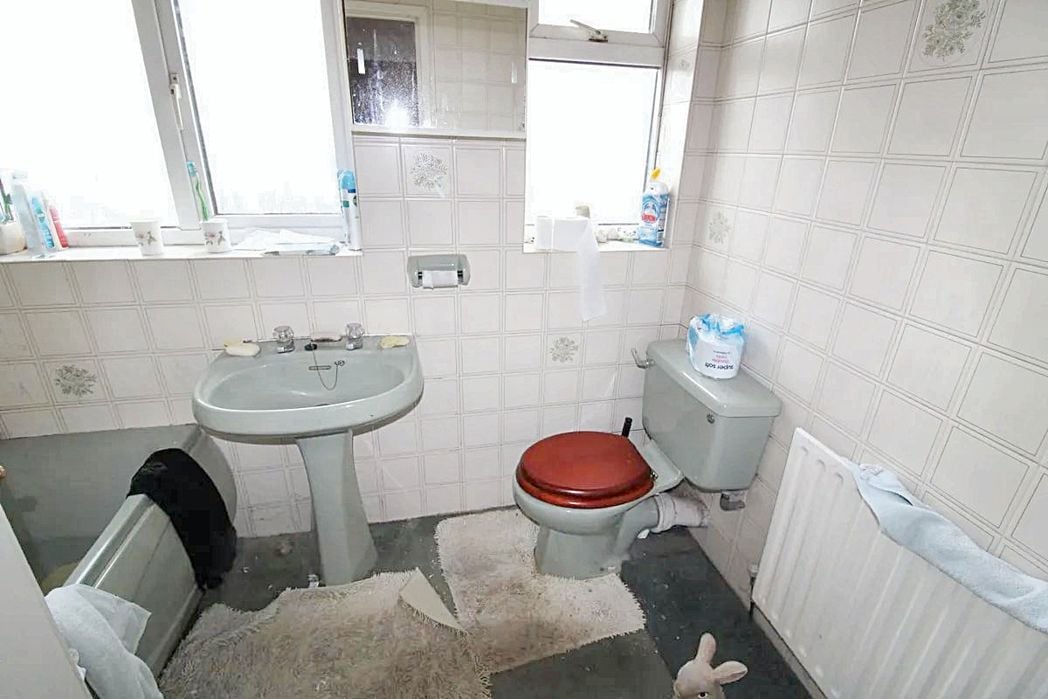 Property image 8 of 9