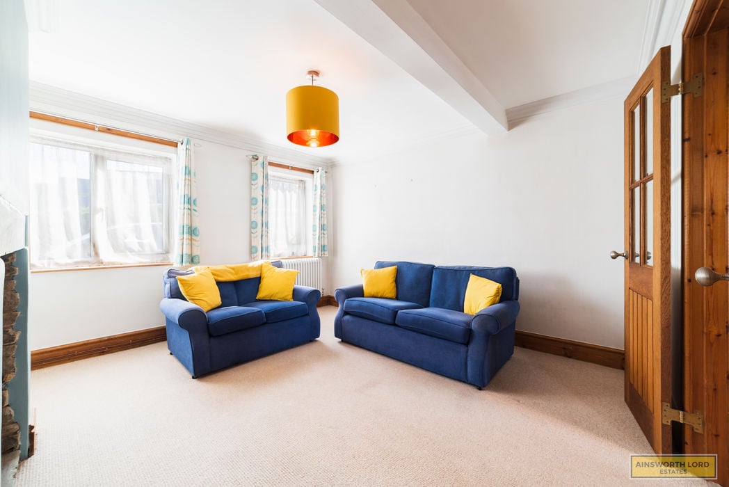 Property image 5 of 35