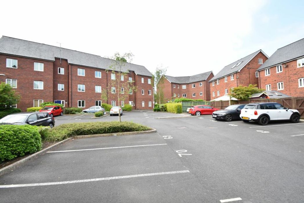 Property image 8 of 8