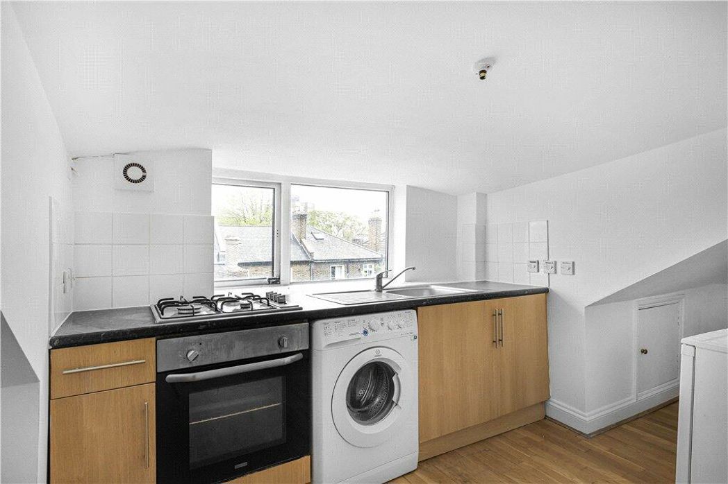 Property image 2 of 10