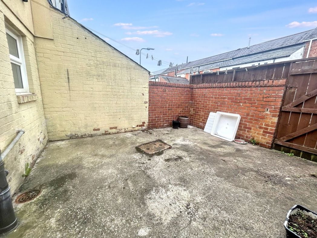 Property image 8 of 8