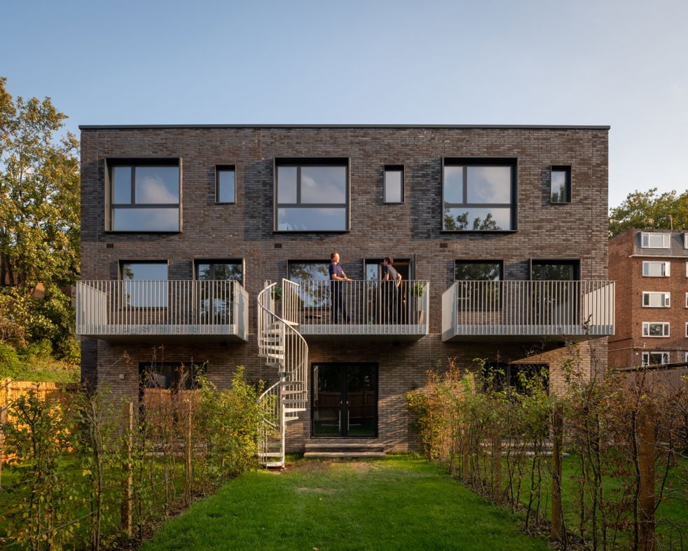 Air Space Opportunity, 75, Streatham, London, SW16 2JN