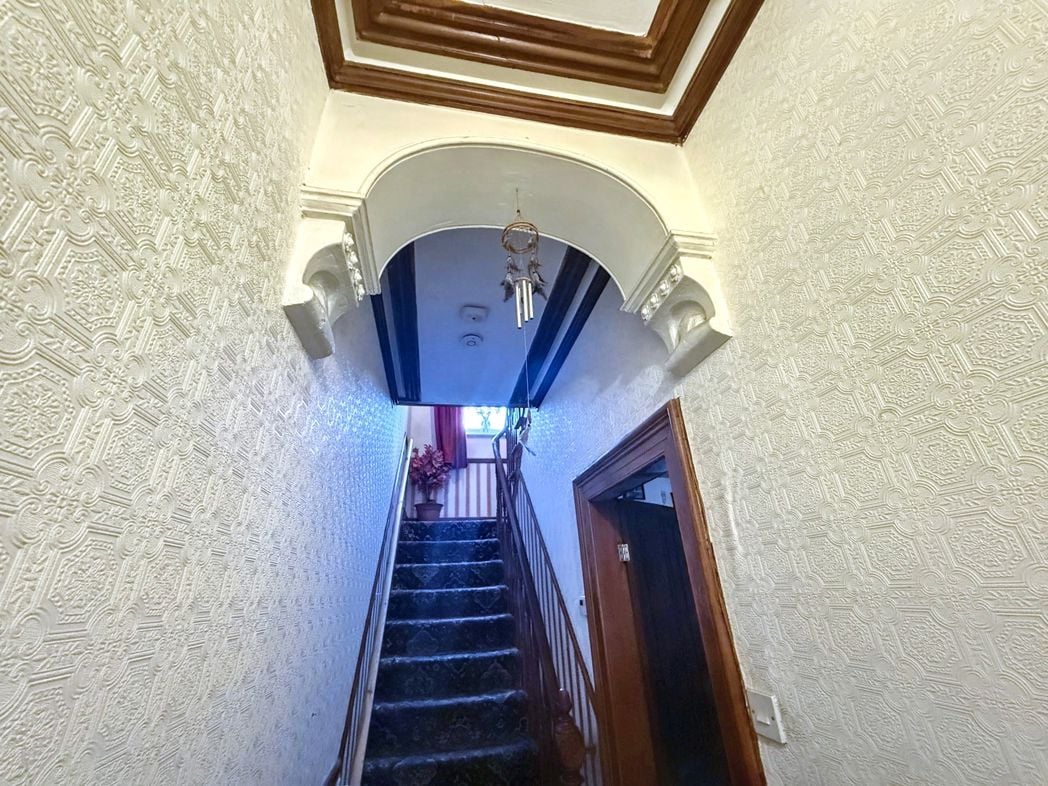 Property image 2 of 14