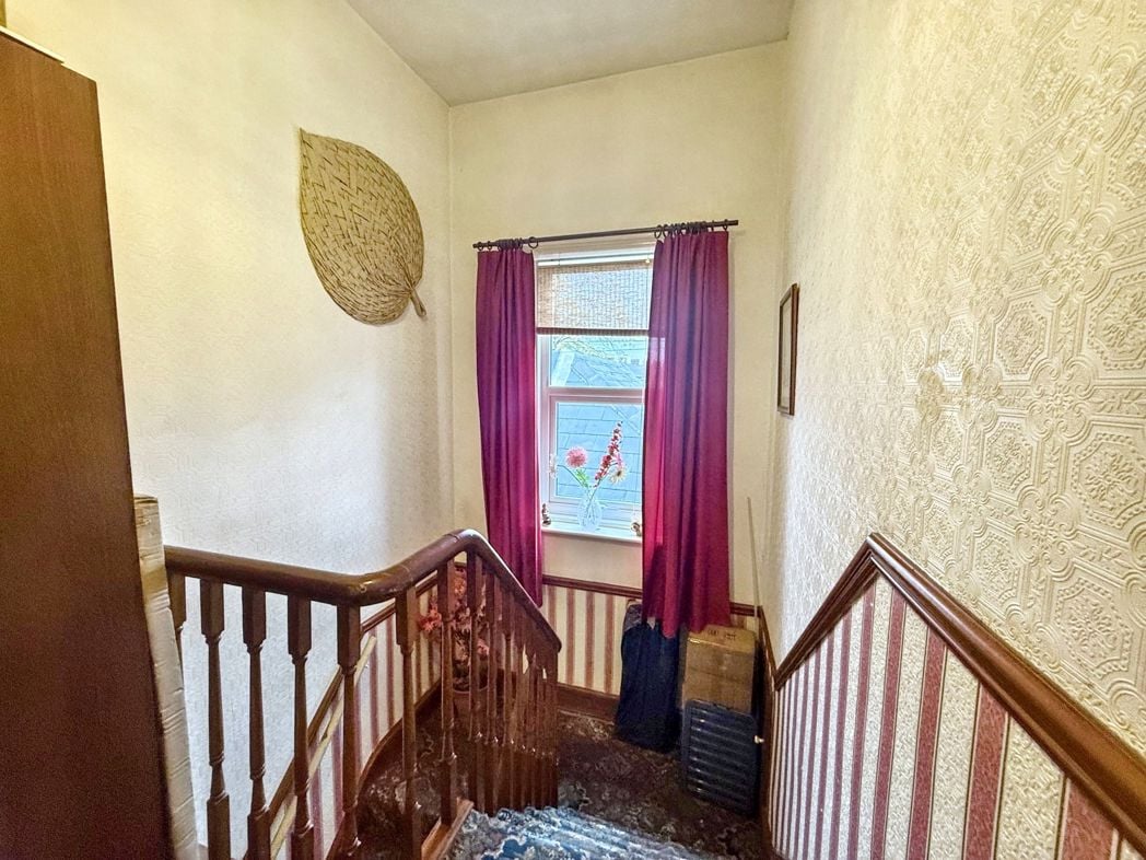 Property image 12 of 14