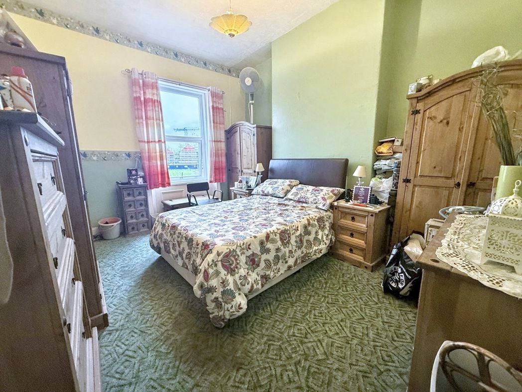 Property image 9 of 14