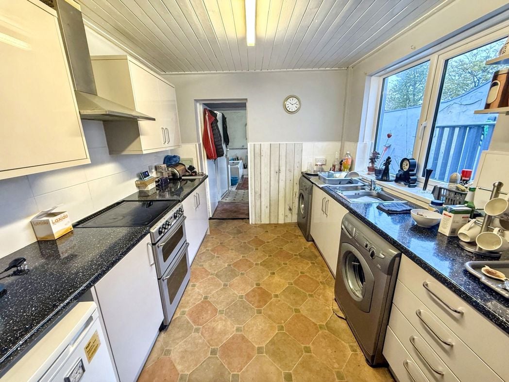 Property image 6 of 14