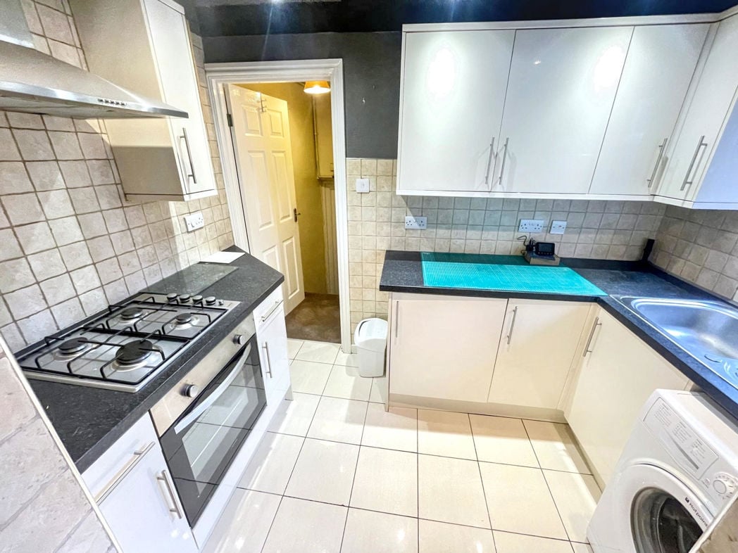 Property image 3 of 8