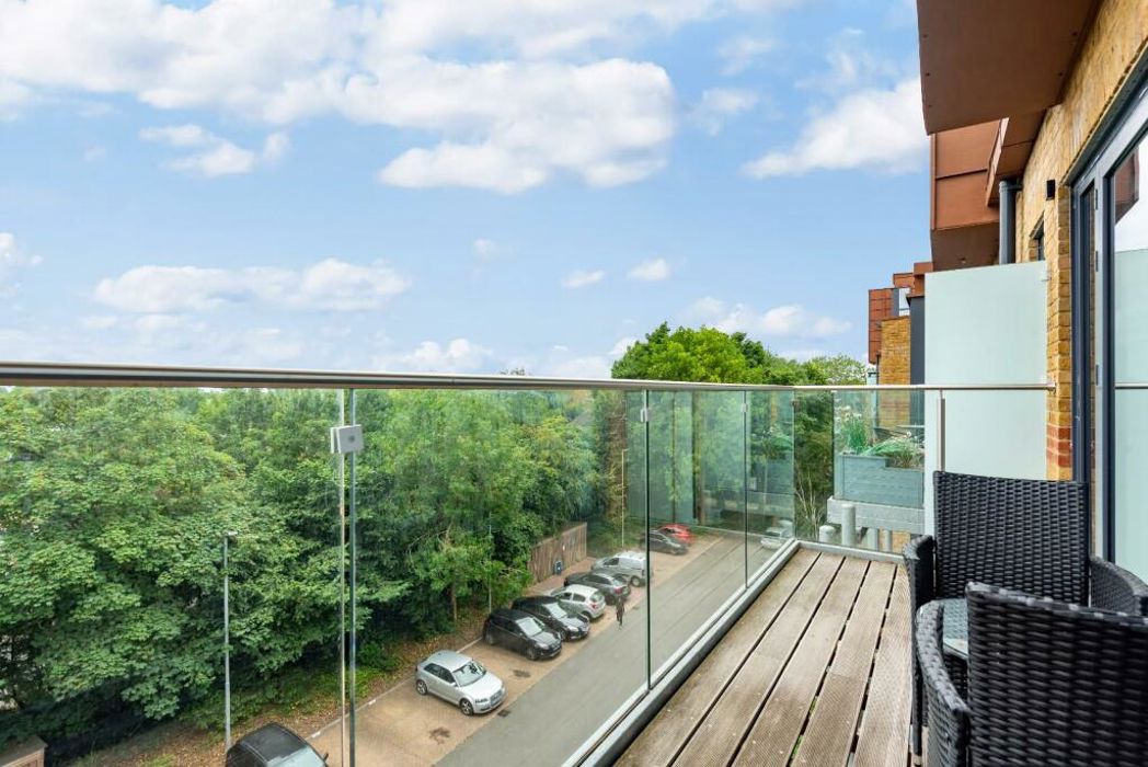 Property image 3 of 12