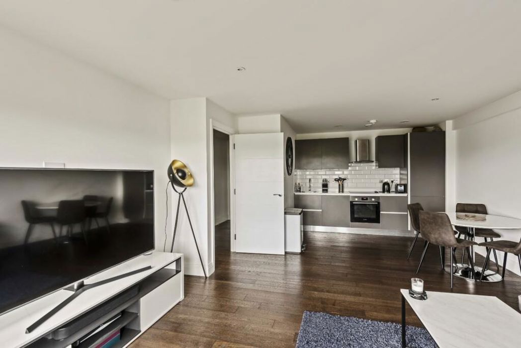 Property image 7 of 12