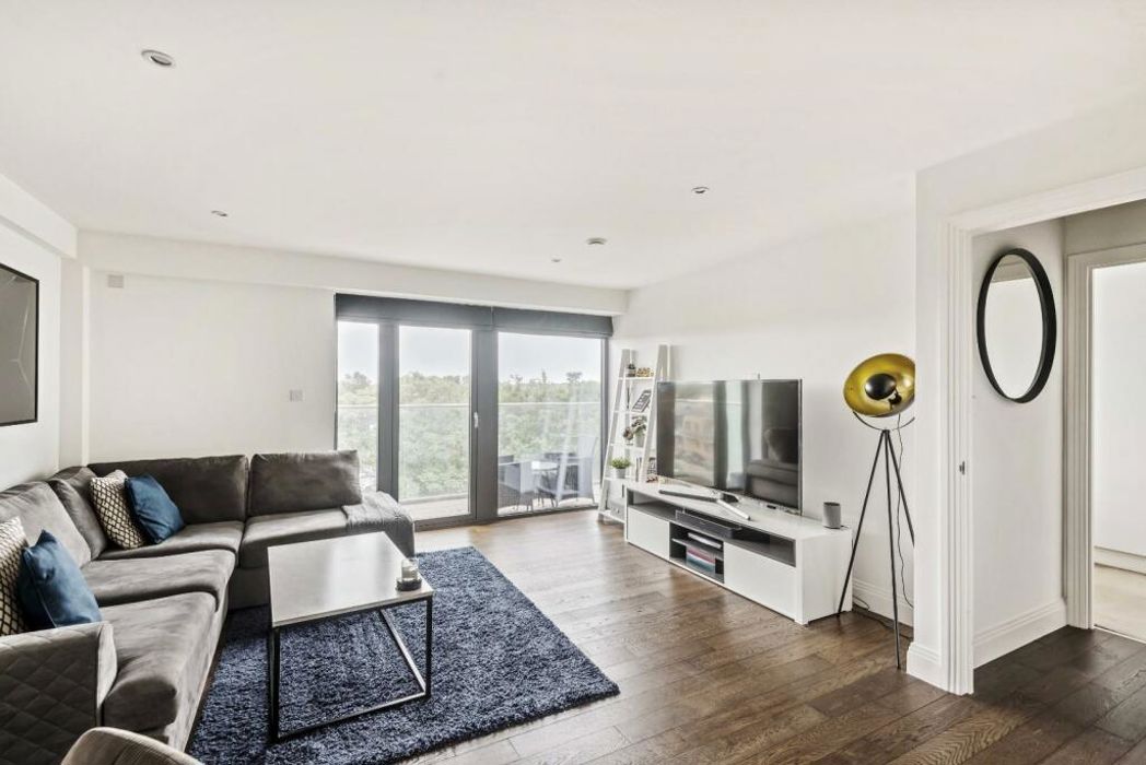 Property image 6 of 12