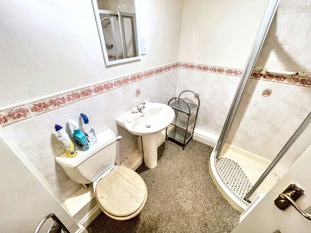 Property image 5 of 7