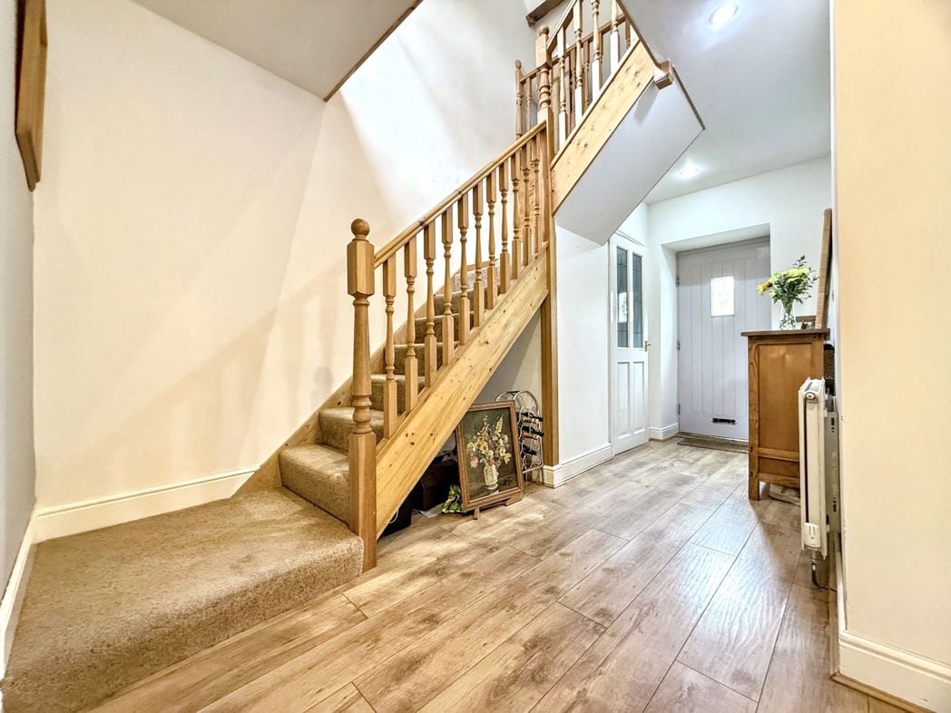 Property image 16 of 27