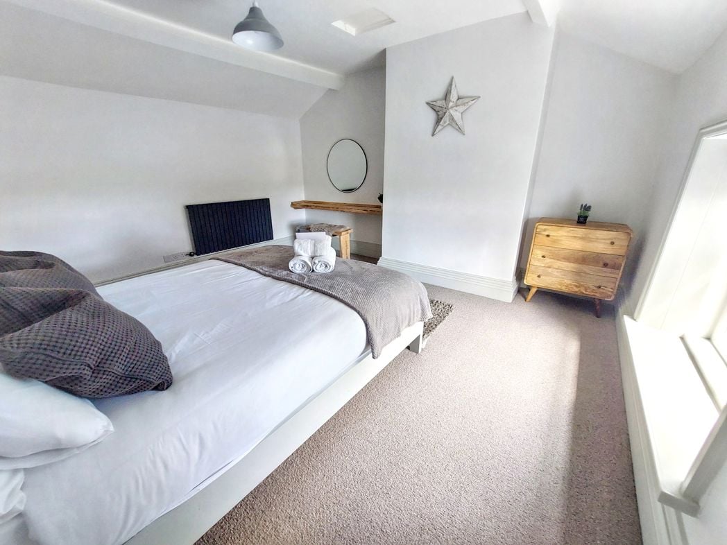 Property image 13 of 22