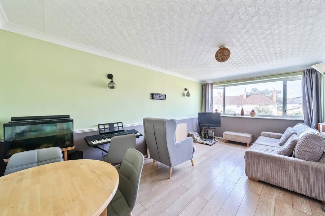 Property image 11 of 12