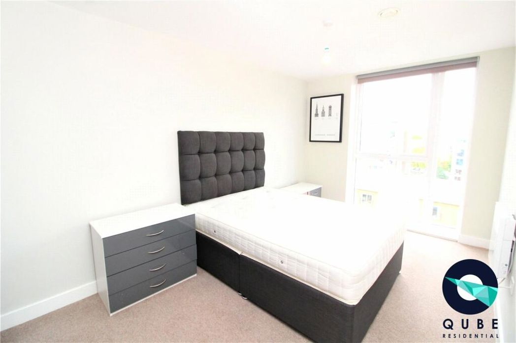 Property image 5 of 8