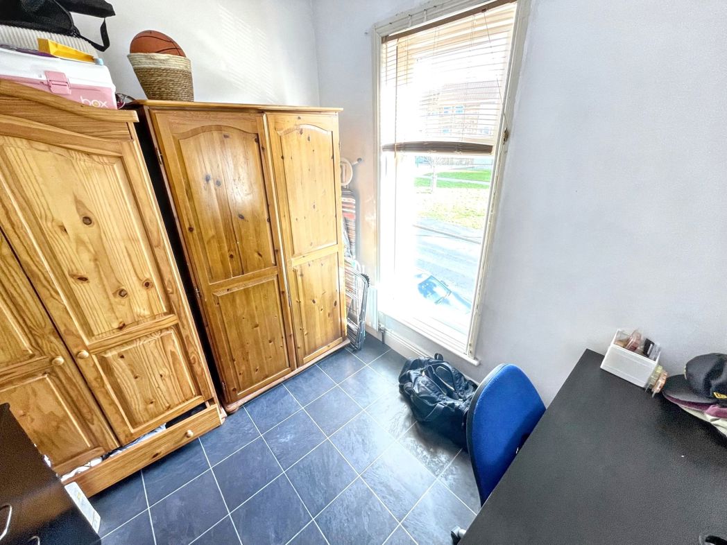 Property image 7 of 7